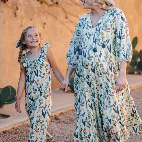 Pink Chicken Womens Indira Dress - Paper Floral Small - Picture 3 of 9